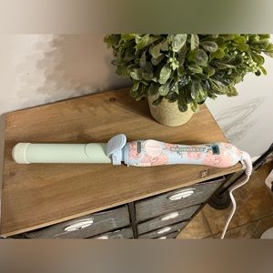 BeachWaver Rotating Curling Iron S1.25”